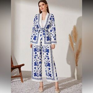 By SHEIN Modelyn Floral Print Belted Coat & Wide Leg Pants Set Size Medium